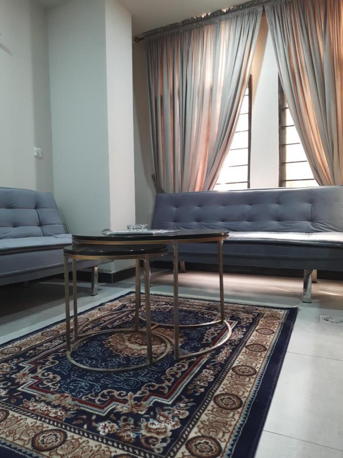 Northern Suites Bahria Town Равалпинди Экстерьер фото