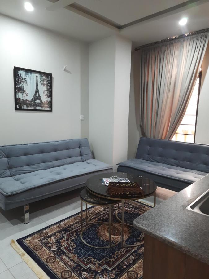 Northern Suites Bahria Town Равалпинди Экстерьер фото