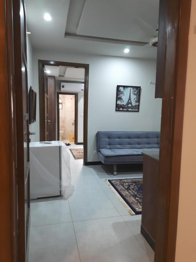 Northern Suites Bahria Town Равалпинди Экстерьер фото