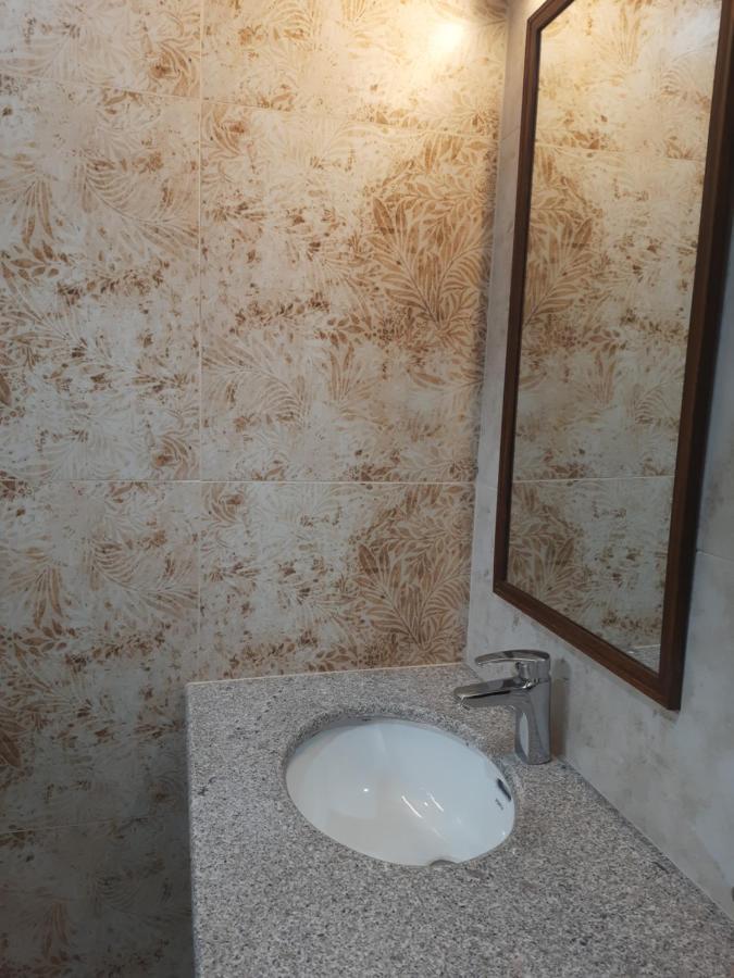 Northern Suites Bahria Town Равалпинди Экстерьер фото