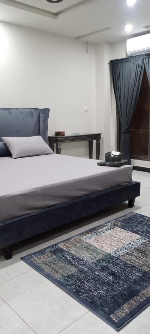 Northern Suites Bahria Town Равалпинди Экстерьер фото
